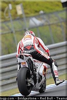 motogp_simoncelli_029_japon_motegi_2011.jpg