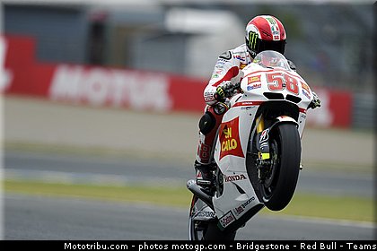 motogp_simoncelli_040_japon_motegi_2011.jpg