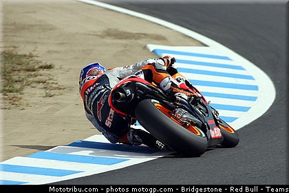 motogp_spies_001_japon_motegi_2011.jpg