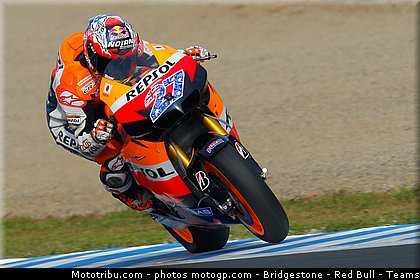 motogp_stoner_016_japon_motegi_2011.jpg