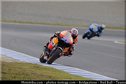 motogp_stoner_028_japon_motegi_2011.jpg
