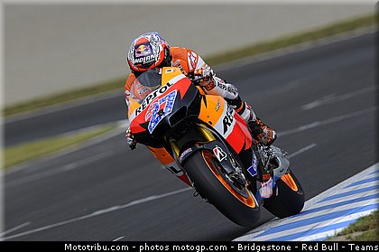 motogp_stoner_030_japon_motegi_2011.jpg