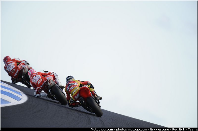 moto2_026_australie_philip_island_2011