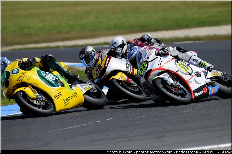 moto2_031_australie_philip_island_2011