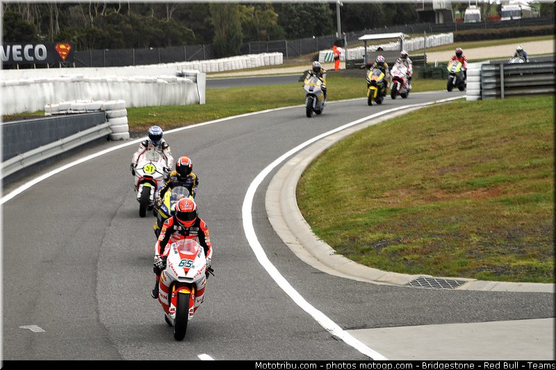 moto2_055_australie_philip_island_2011