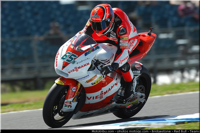 moto2_bradl_021_australie_philip_island_2011