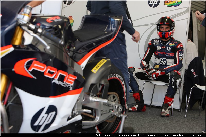 moto2_espargaro_a_001_australie_philip_island_2011