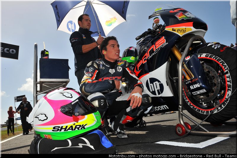 moto2_espargaro_a_008_australie_philip_island_2011