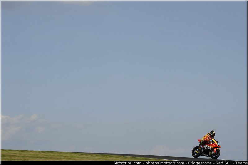 moto2_simeon_006_australie_philip_island_2011