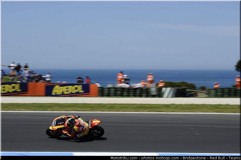 moto2_simeon_009_australie_philip_island_2011