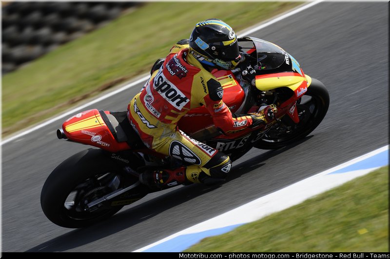 moto2_simeon_010_australie_philip_island_2011