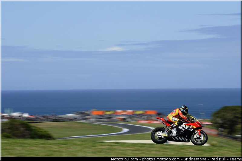 moto2_simeon_014_australie_philip_island_2011