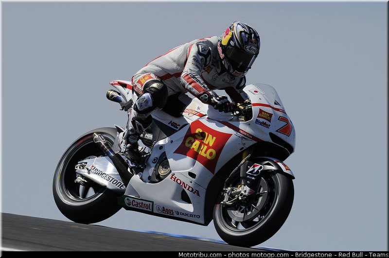 motogp_aoyama_003_australie_philip_island_2011