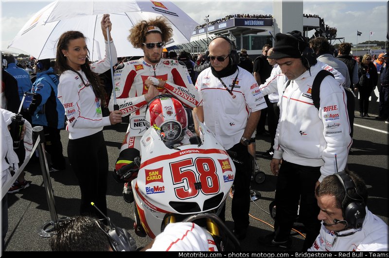 motogp_pitbabe_003_australie_philip_island_2011
