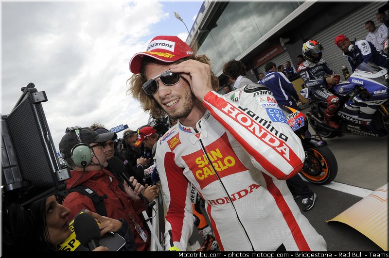 motogp_simoncelli_013_australie_philip_island_2011