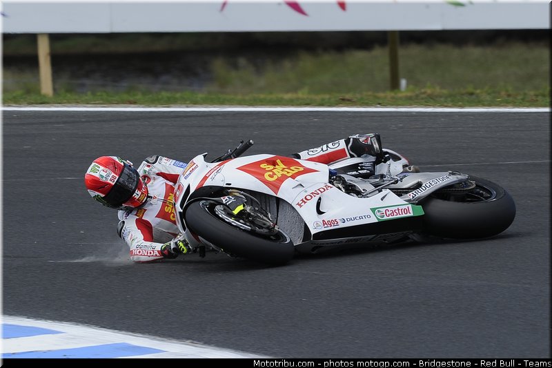 motogp_simoncelli_020_australie_philip_island_2011