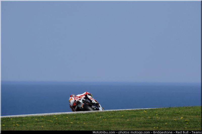 motogp_simoncelli_049_australie_philip_island_2011