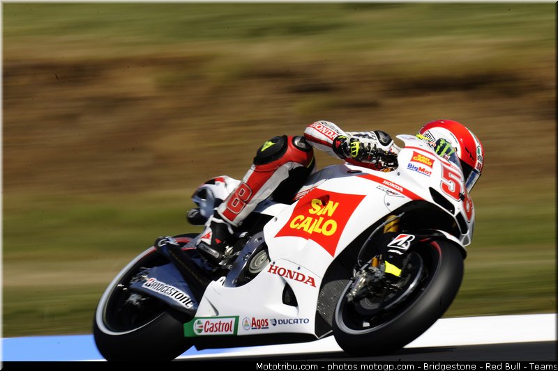 motogp_simoncelli_054_australie_philip_island_2011