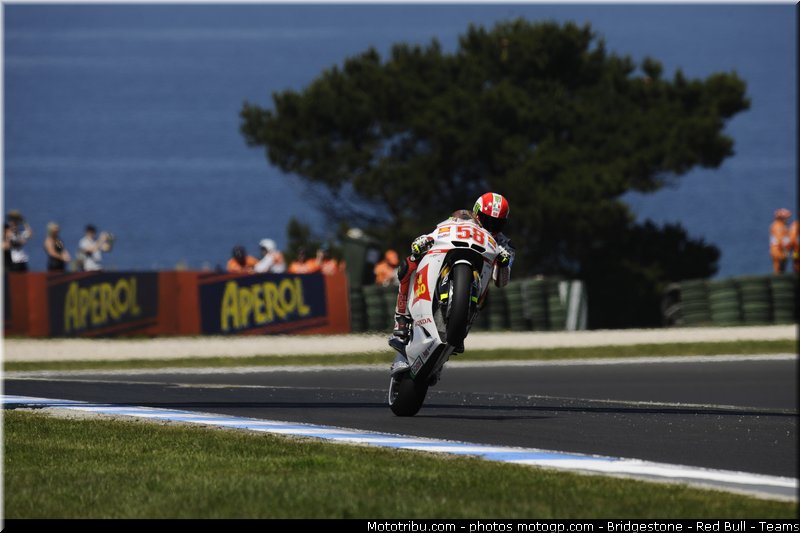 motogp_simoncelli_059_australie_philip_island_2011