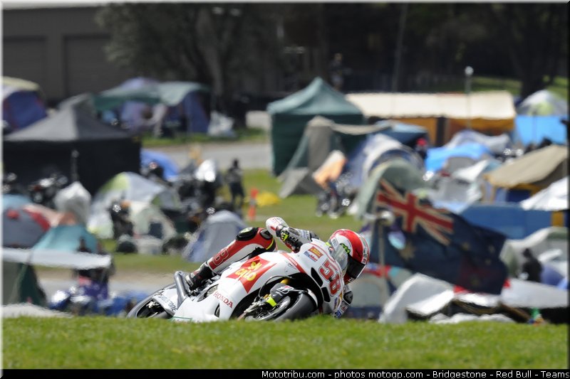 motogp_simoncelli_074_australie_philip_island_2011