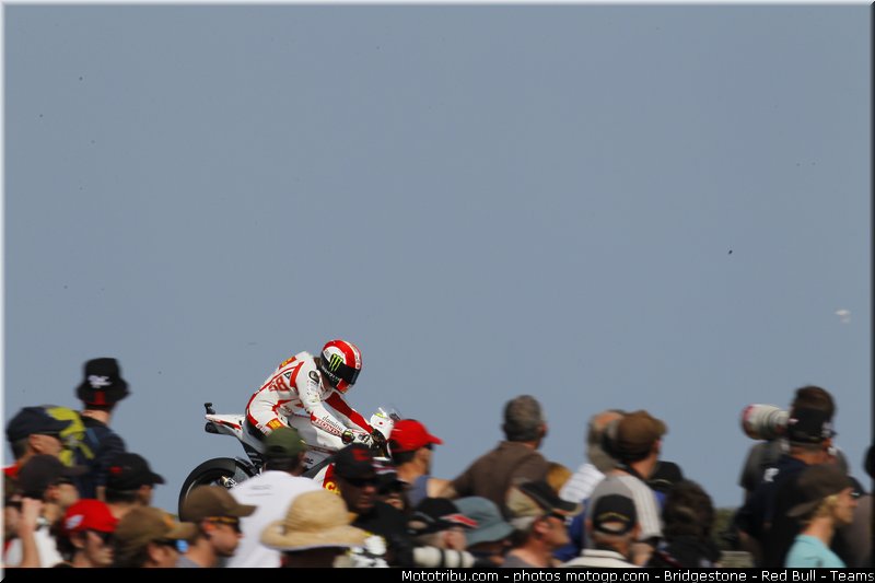 motogp_simoncelli_079_australie_philip_island_2011
