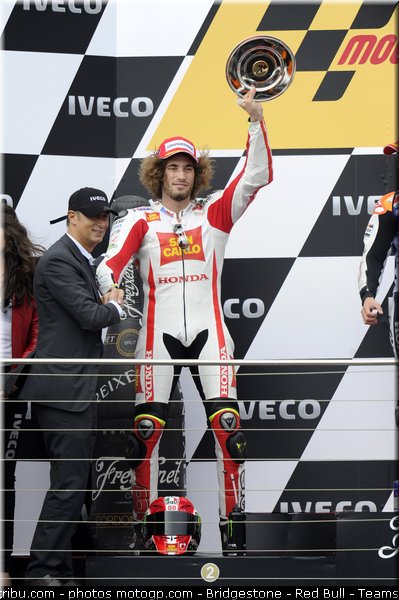 motogp_simoncelli_080_australie_philip_island_2011