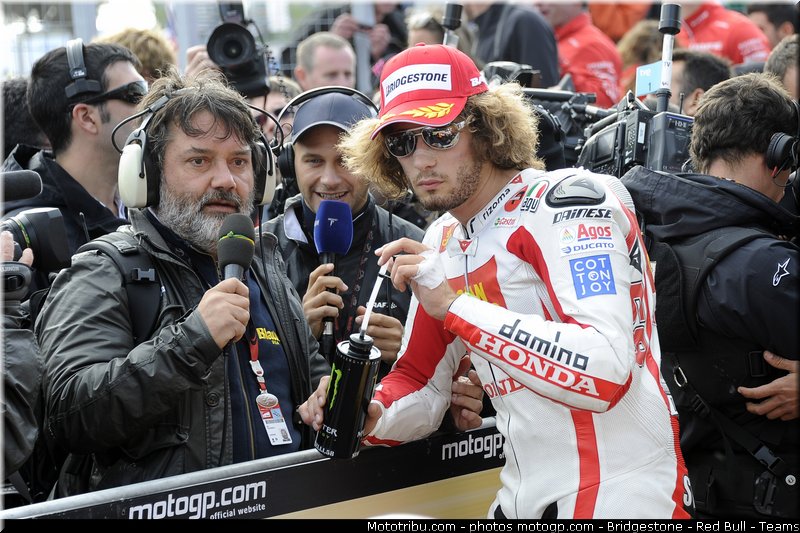 motogp_simoncelli_090_australie_philip_island_2011