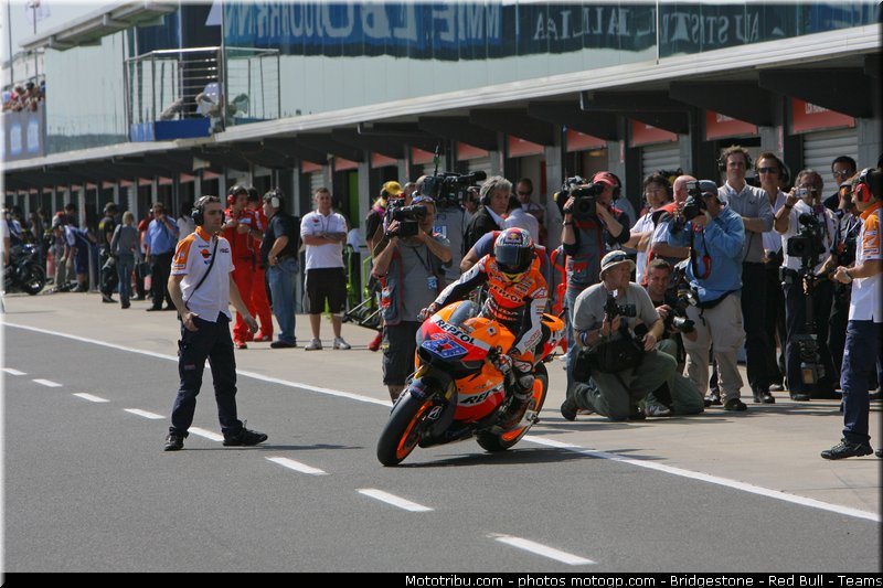 motogp_stoner_077_australie_philip_island_2011