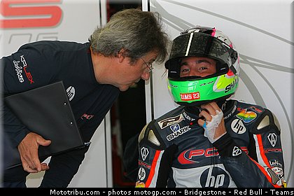 moto2_espargaro_a_007_australie_philip_island_2011.jpg