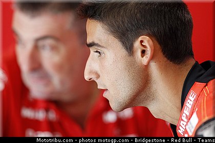moto2_moreno_004_australie_philip_island_2011.jpg