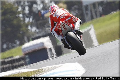 moto2_moreno_005_australie_philip_island_2011.jpg