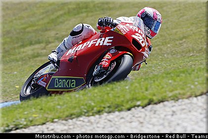 moto2_moreno_007_australie_philip_island_2011.jpg