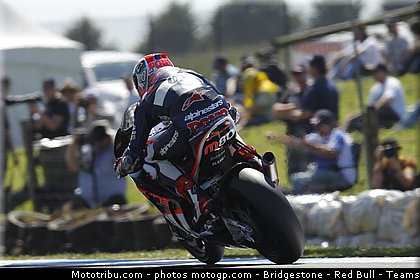 moto2_pons_001_australie_philip_island_2011.jpg