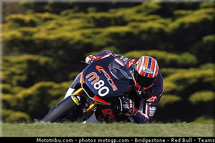 moto2_pons_003_australie_philip_island_2011.jpg
