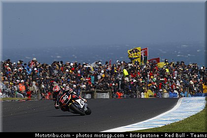 moto2_pons_006_australie_philip_island_2011.jpg