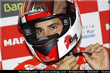 moto2_torres_007_australie_philip_island_2011.jpg