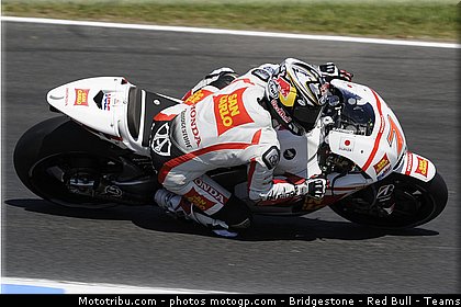 motogp_aoyama_004_australie_philip_island_2011.jpg