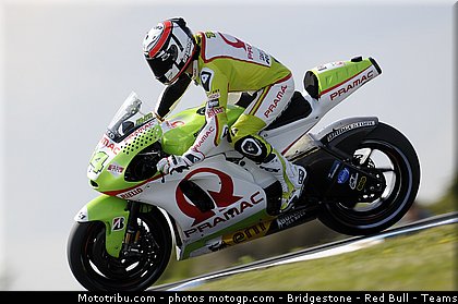 motogp_de_puniet_004_australie_philip_island_2011.jpg