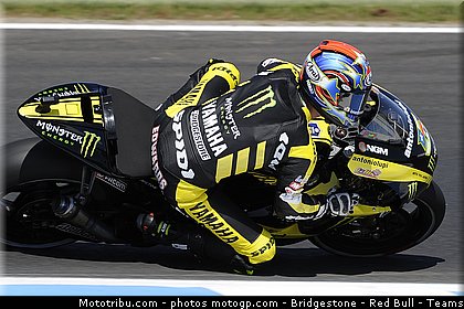 motogp_edwards_004_australie_philip_island_2011.jpg