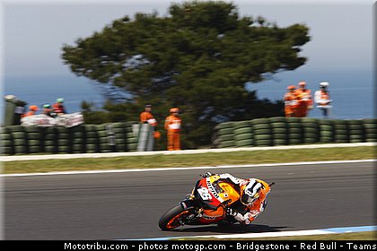 motogp_pedrosa_006_australie_philip_island_2011.jpg