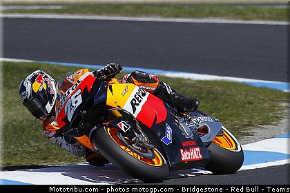 motogp_pedrosa_008_australie_philip_island_2011.jpg