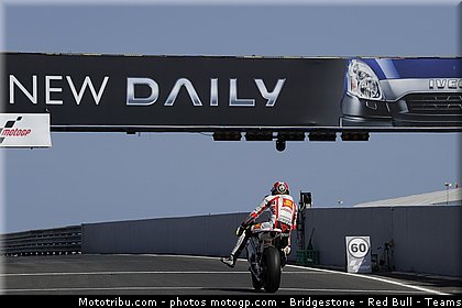motogp_simoncelli_001_australie_philip_island_2011.jpg