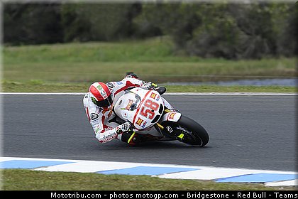 motogp_simoncelli_015_australie_philip_island_2011.jpg
