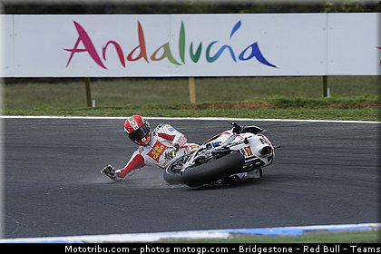 motogp_simoncelli_024_australie_philip_island_2011.jpg