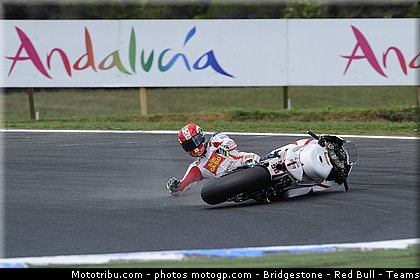 motogp_simoncelli_025_australie_philip_island_2011.jpg