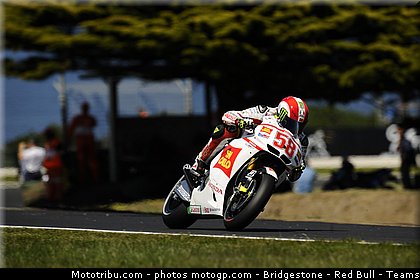 motogp_simoncelli_056_australie_philip_island_2011.jpg