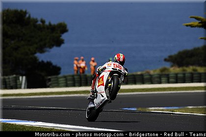 motogp_simoncelli_060_australie_philip_island_2011.jpg