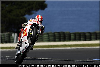 motogp_simoncelli_061_australie_philip_island_2011.jpg