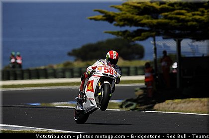 motogp_simoncelli_062_australie_philip_island_2011.jpg