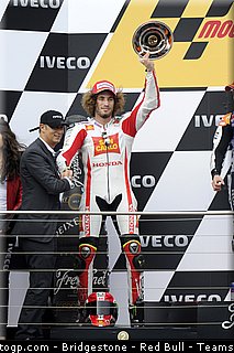 motogp_simoncelli_080_australie_philip_island_2011.jpg